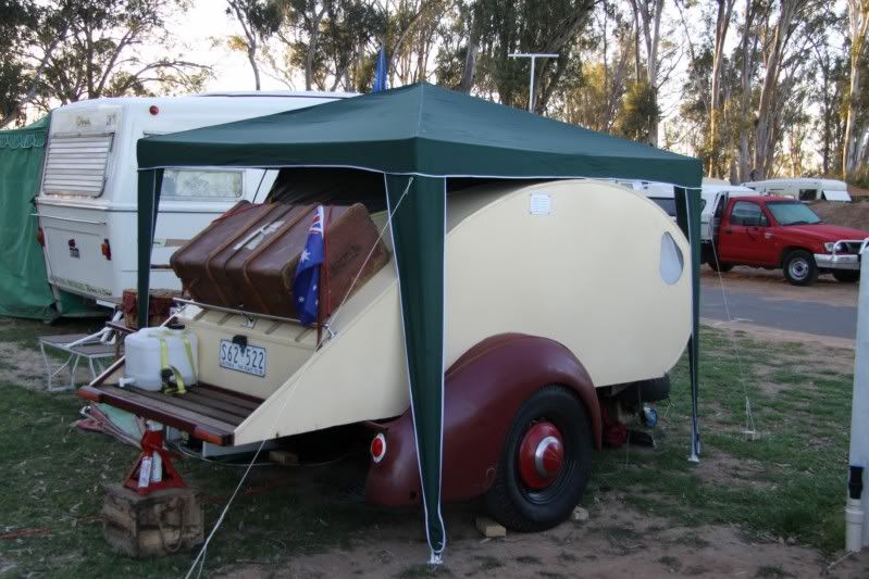 Mildura 2010 (Third Nationals) Vintage Caravans